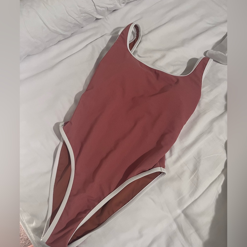 LainSnow Rust One Piece - New Cut